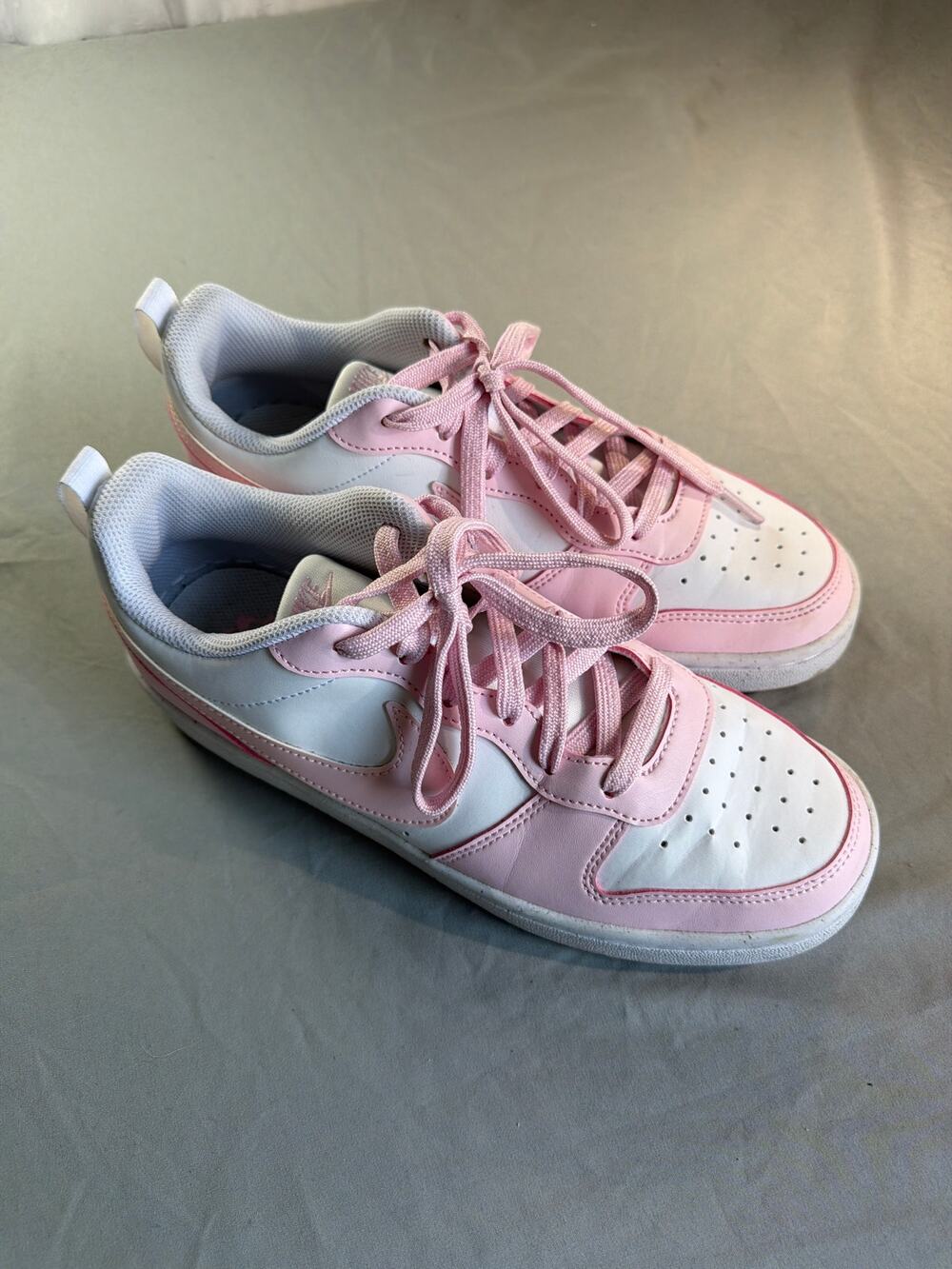 Nike Court Borough Low recraft size 7Y